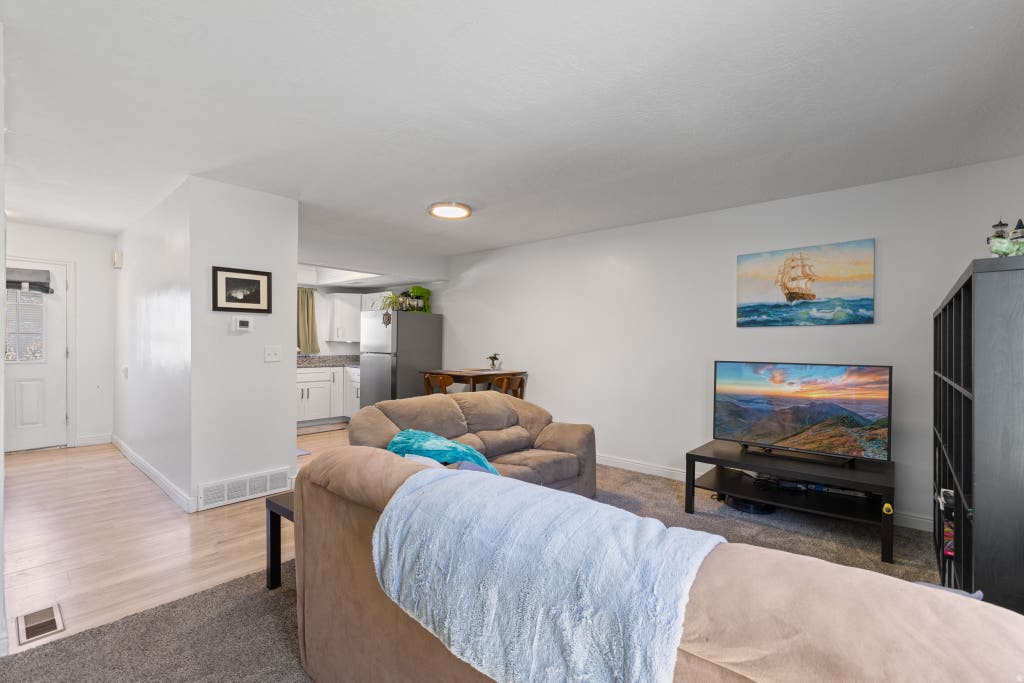 Photo of 1325 S LINCOLN AVE ST #70, Ogden, UT 84404 (MLS # 2164742)