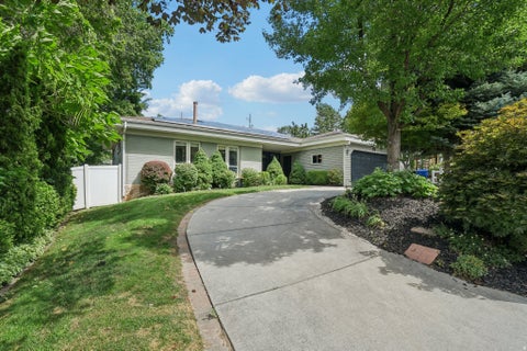 Tiny photo for 2451 E MURRAY HOLLADAY RD S, Holladay, UT 84117 (MLS # 2179127)