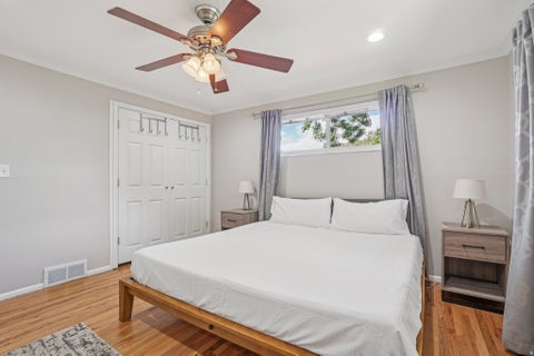 Tiny photo for 2451 E MURRAY HOLLADAY RD S, Holladay, UT 84117 (MLS # 2179127)