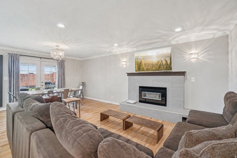 Tiny photo for 2451 E MURRAY HOLLADAY RD S, Holladay, UT 84117 (MLS # 2179127)