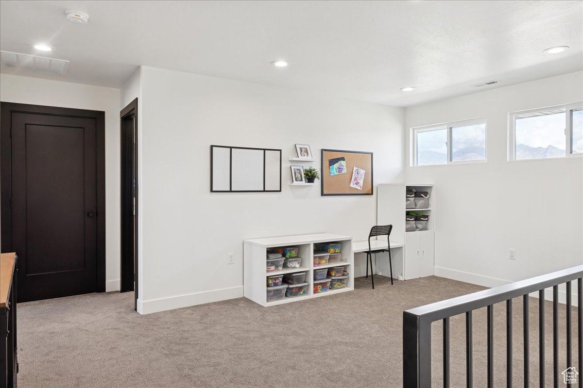 COLLEDGE FARMS - Residential