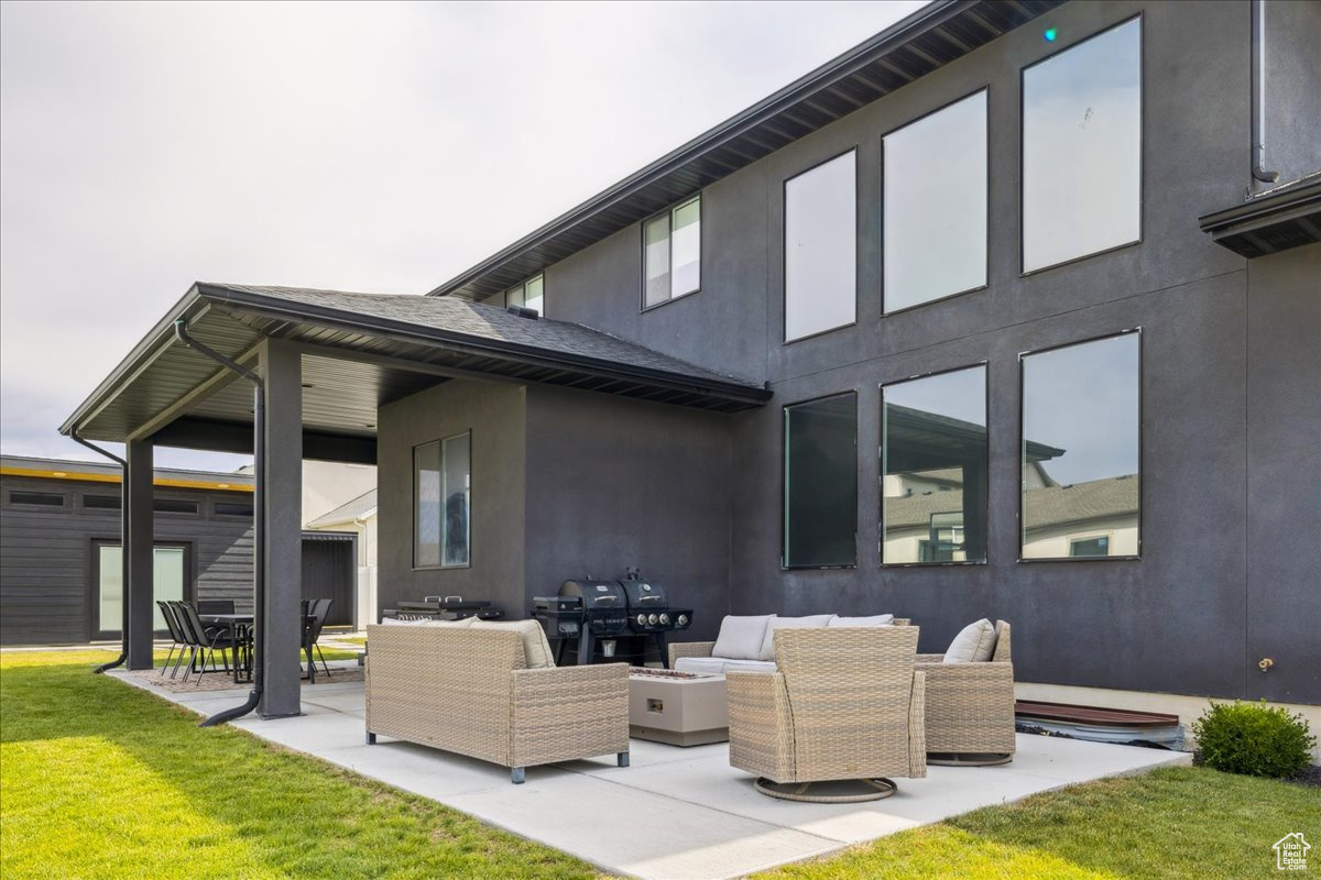 COLLEDGE FARMS - Residential