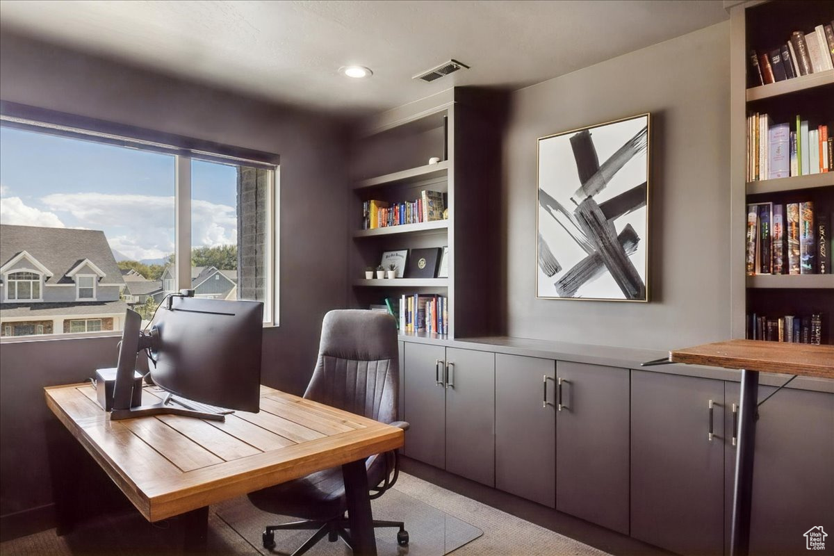 COLLEDGE FARMS - Residential