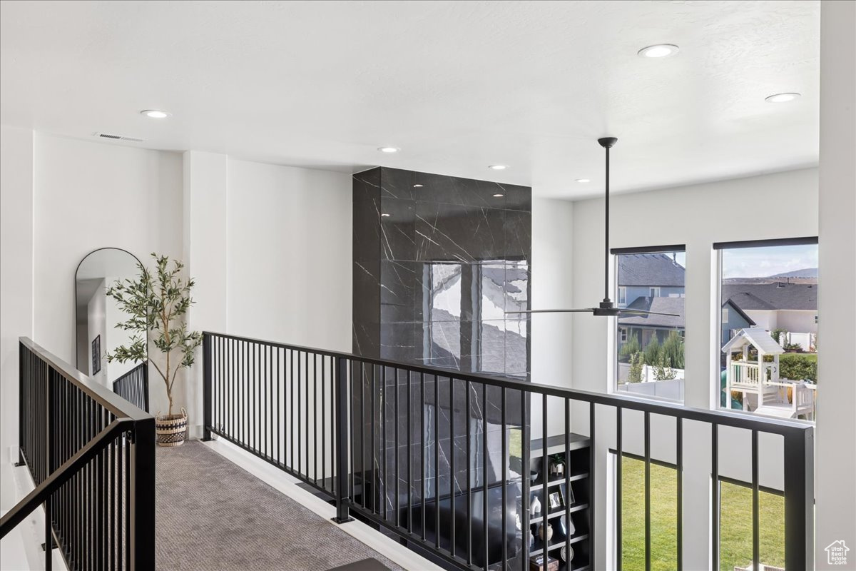 COLLEDGE FARMS - Residential