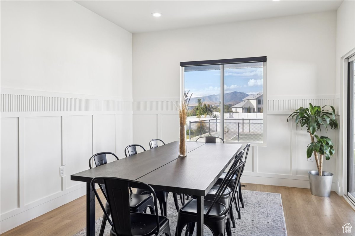 COLLEDGE FARMS - Residential