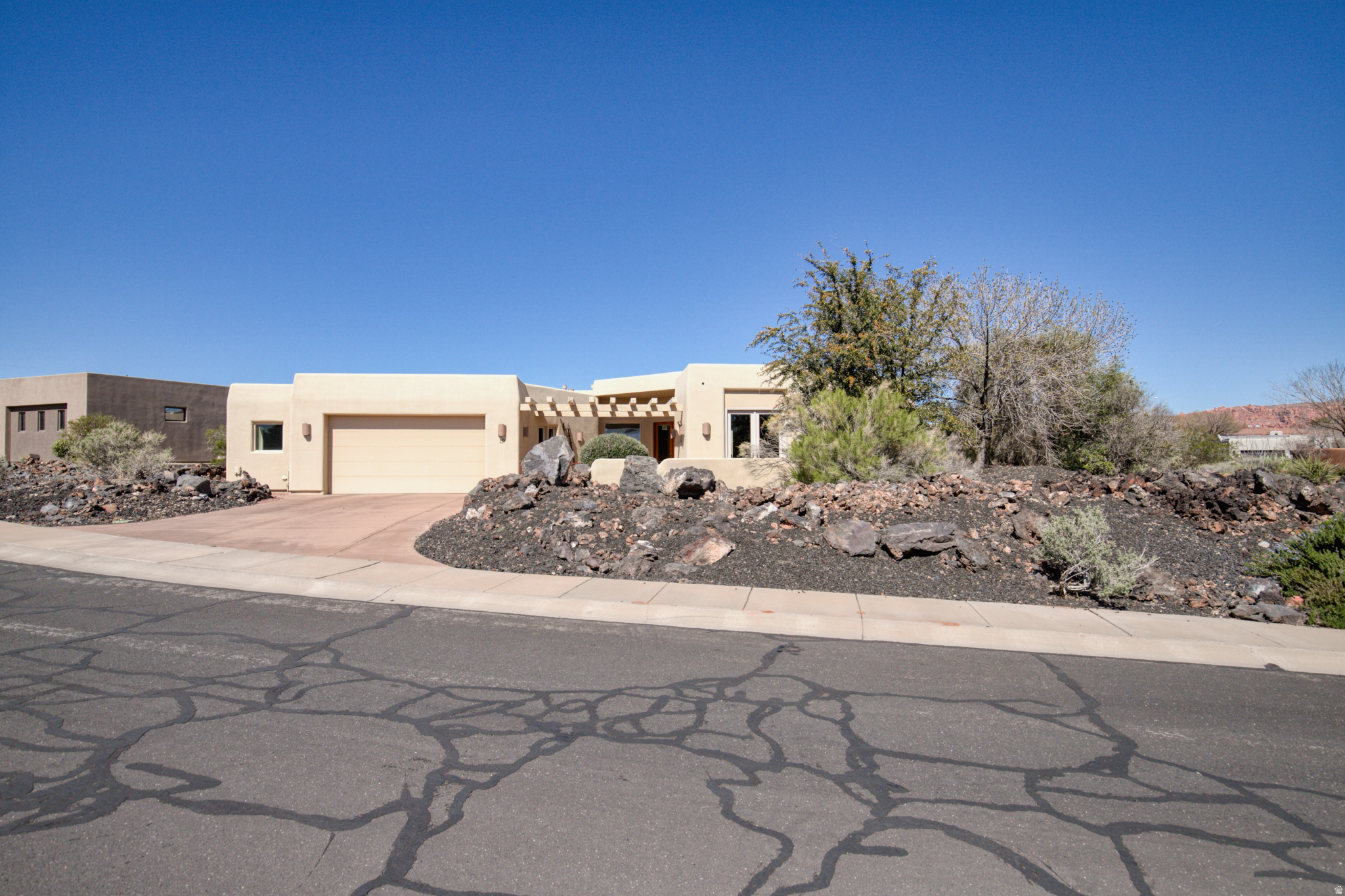 LAVA COVE AT ENTRADA FKA LAVA COVE - Residential