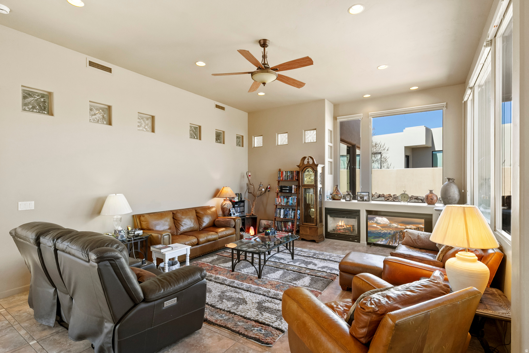 LAVA COVE AT ENTRADA FKA LAVA COVE - Residential