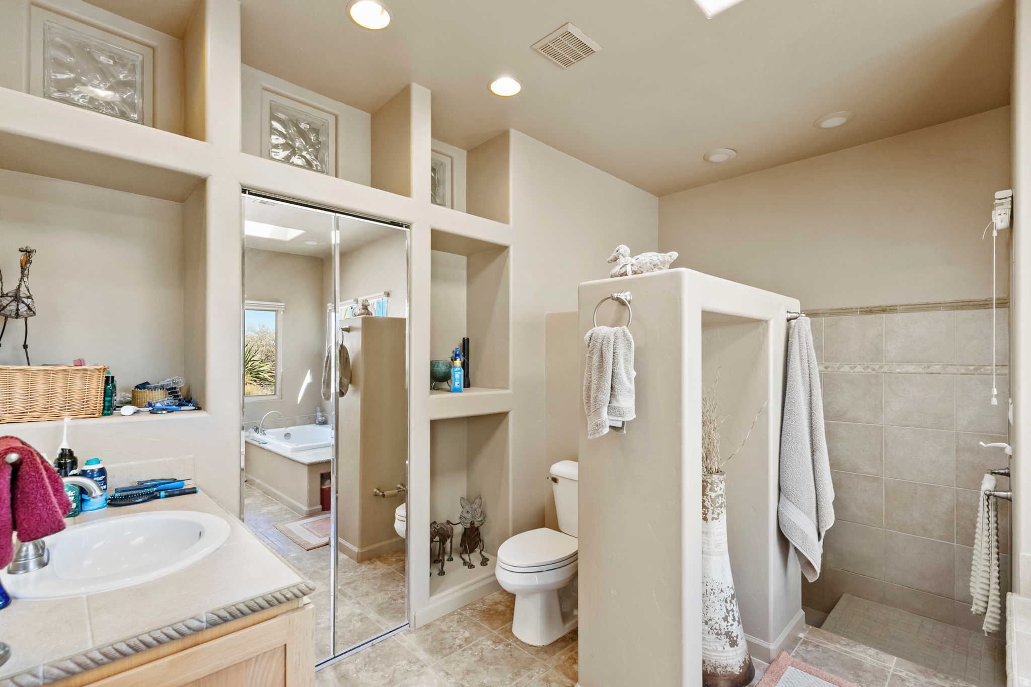 LAVA COVE AT ENTRADA FKA LAVA COVE - Residential