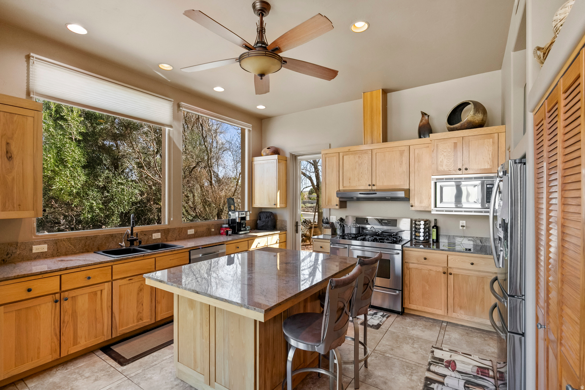 LAVA COVE AT ENTRADA FKA LAVA COVE - Residential