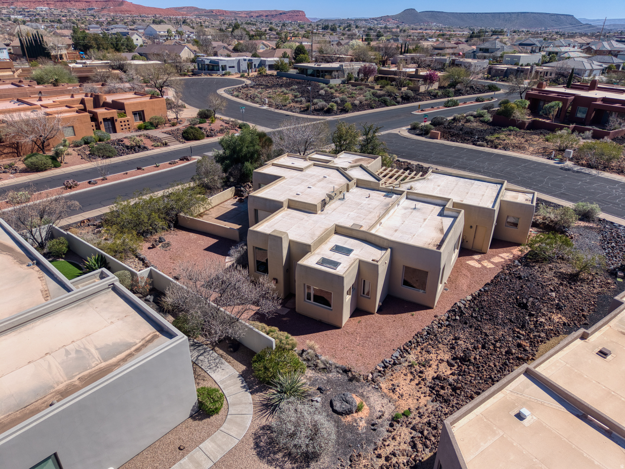 LAVA COVE AT ENTRADA FKA LAVA COVE - Residential