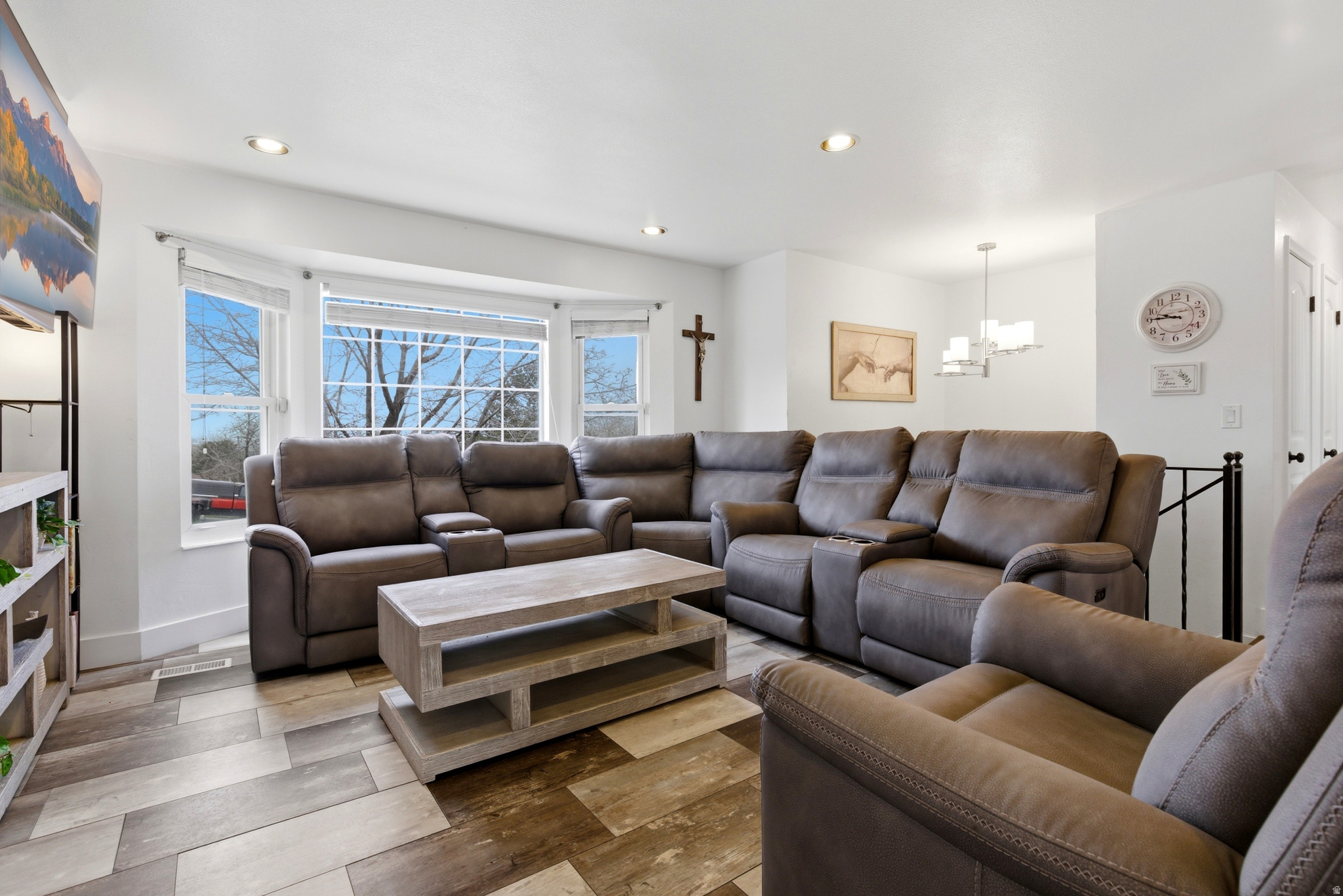 CREEKVIEW - Residential