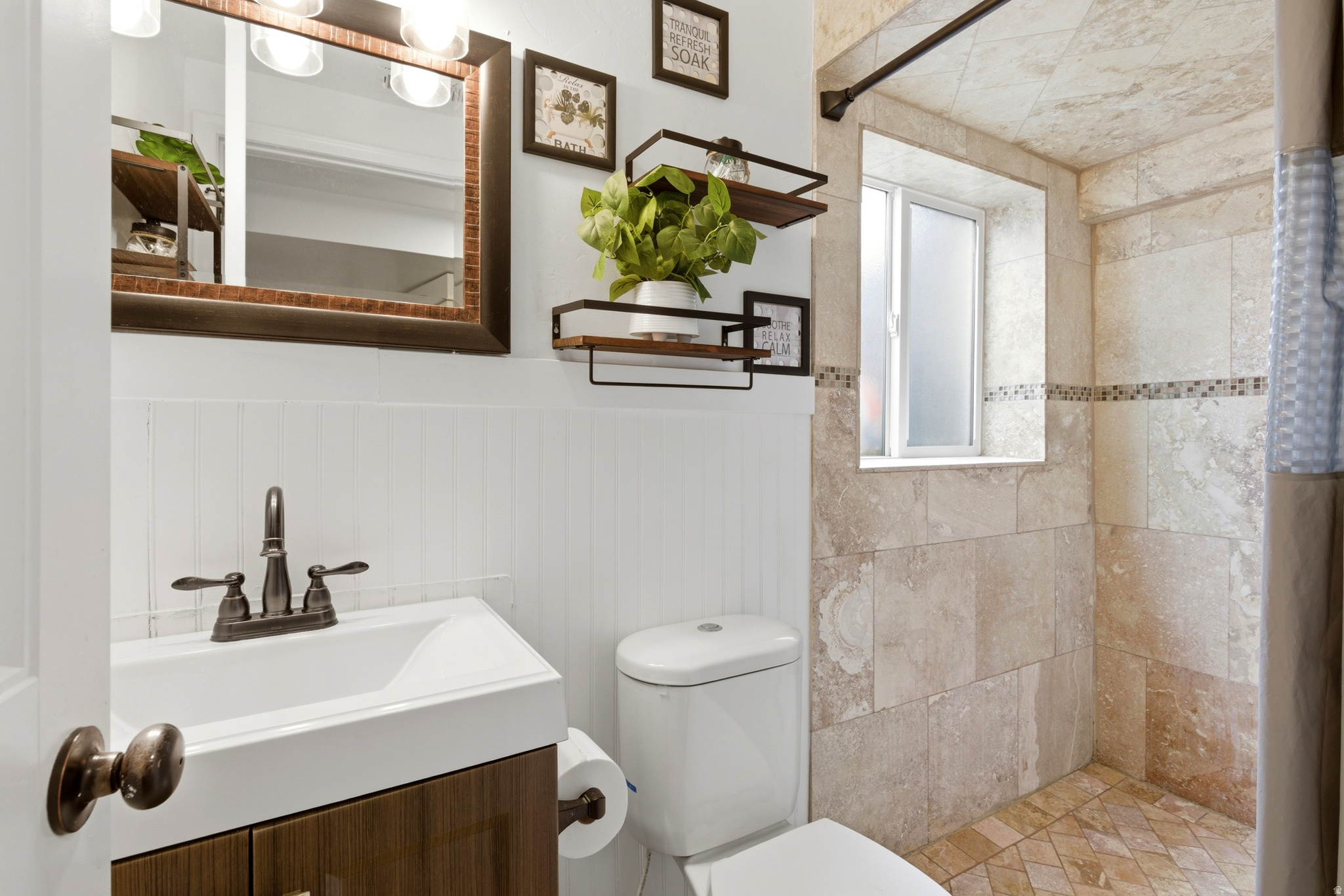 CREEKVIEW - Residential