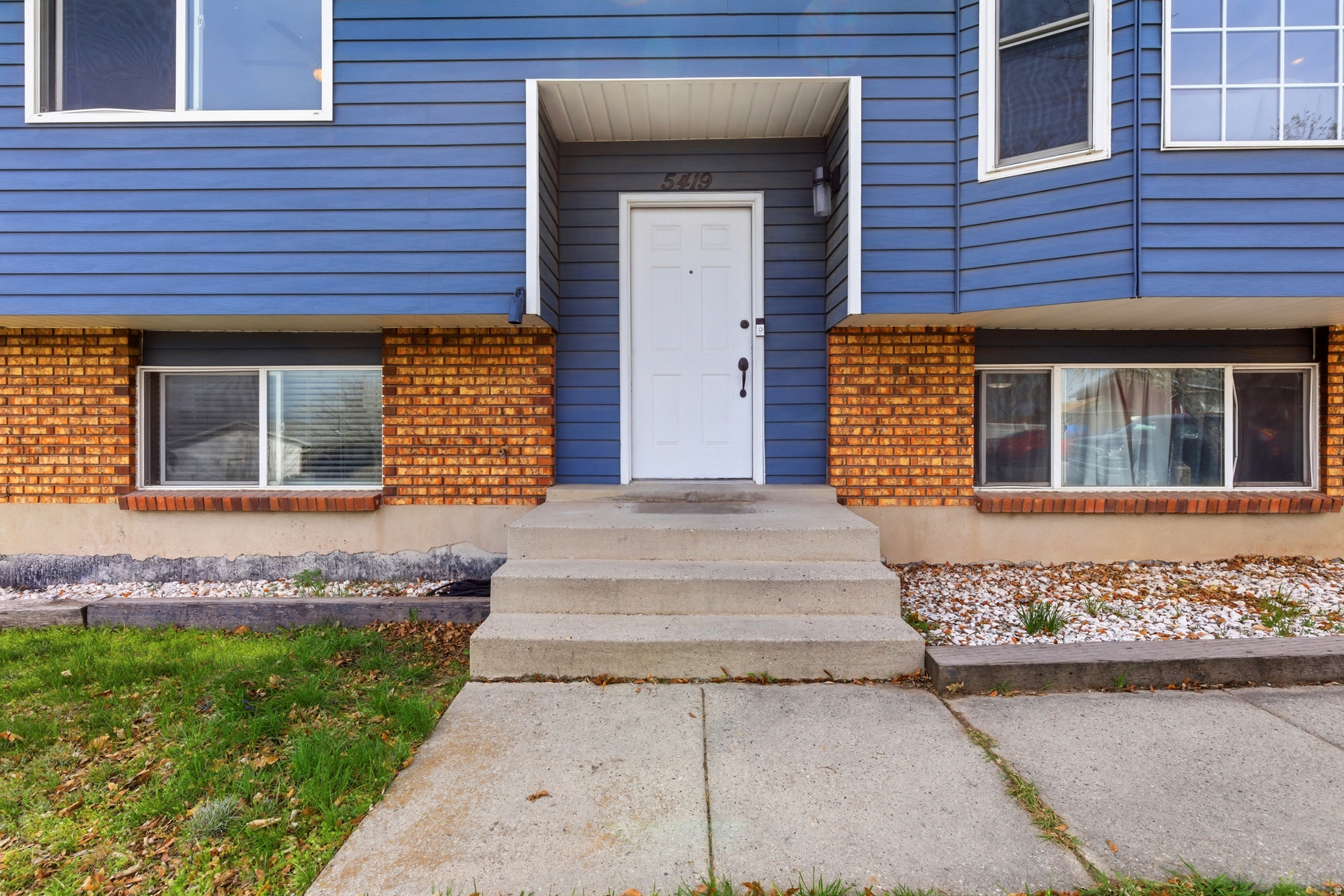 CREEKVIEW - Residential