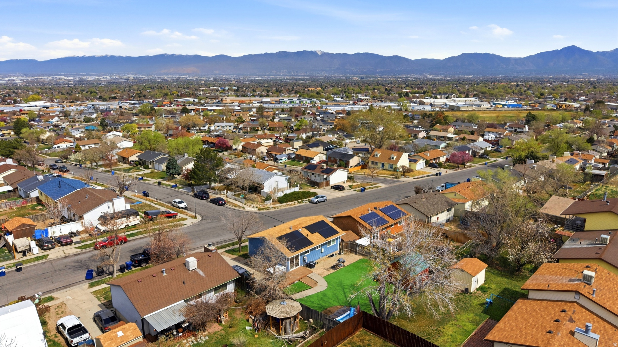 CREEKVIEW - Residential