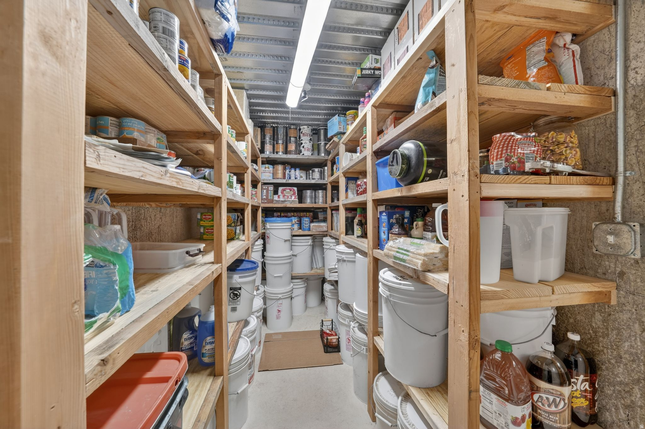 IMPERIAL ESTATES - Residential