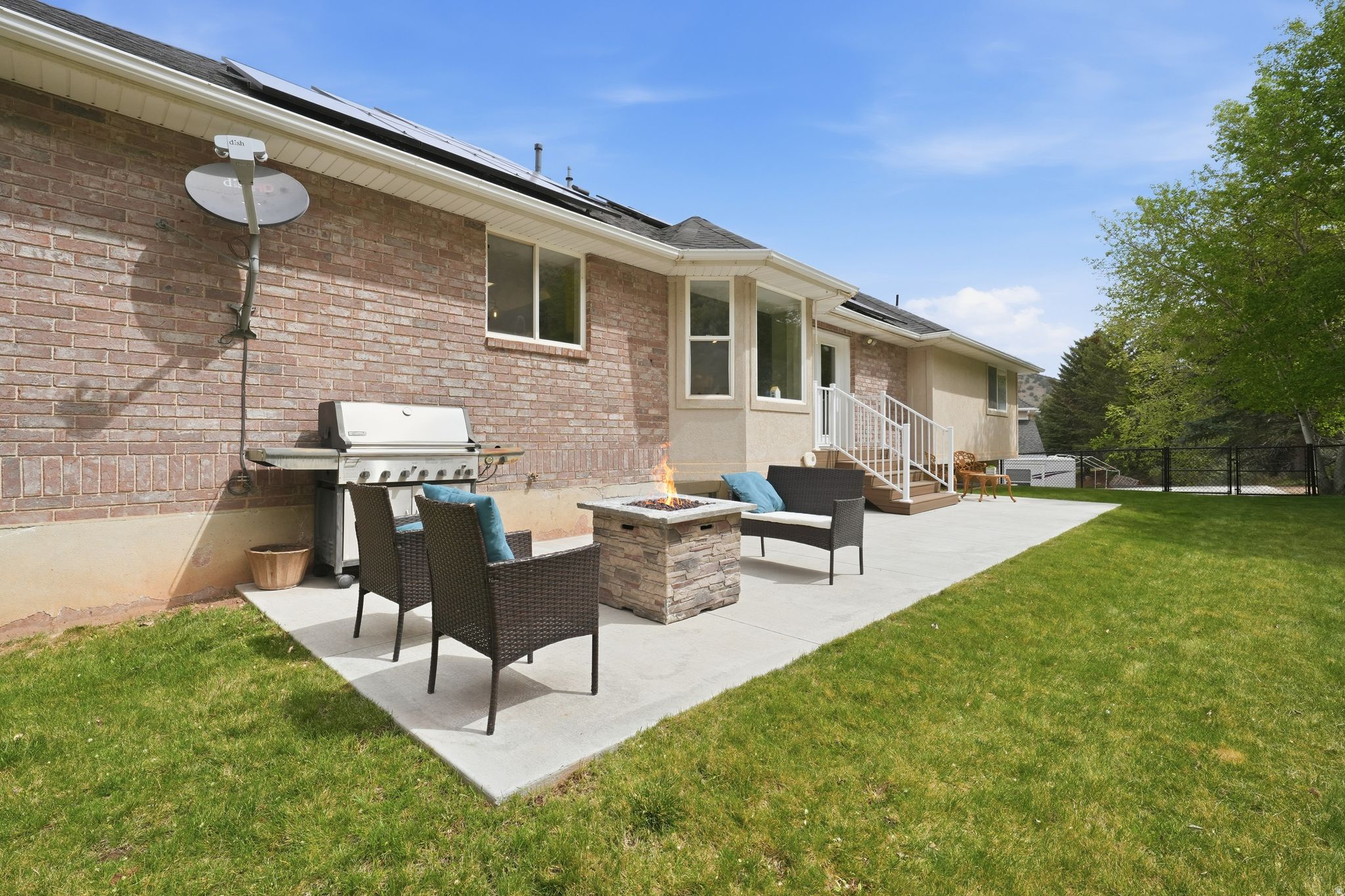 IMPERIAL ESTATES - Residential