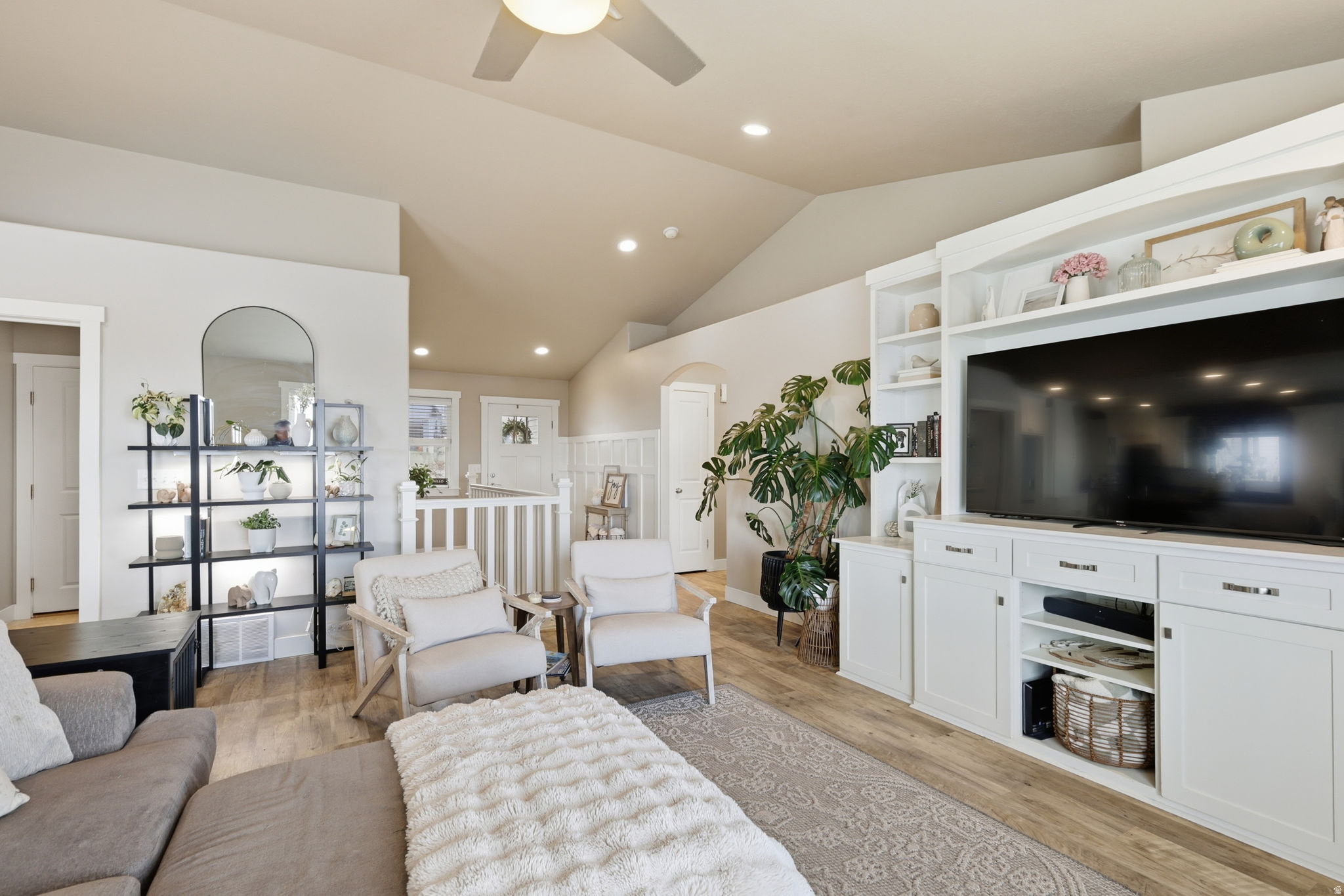 MOUNTAIN GATE SUBDIV - Residential