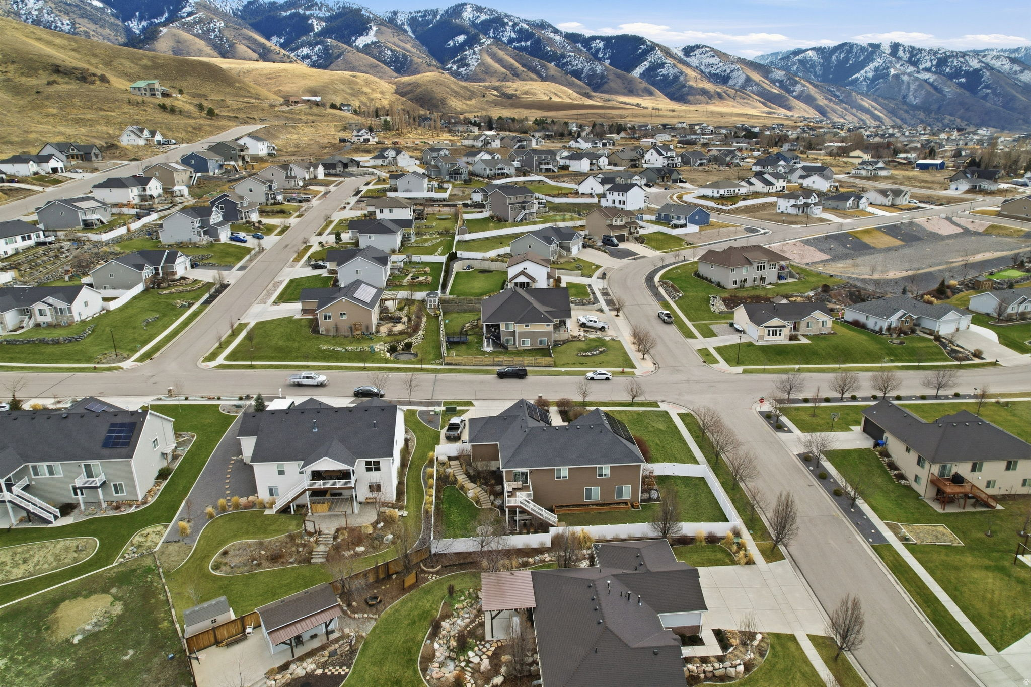 MOUNTAIN GATE SUBDIV - Residential