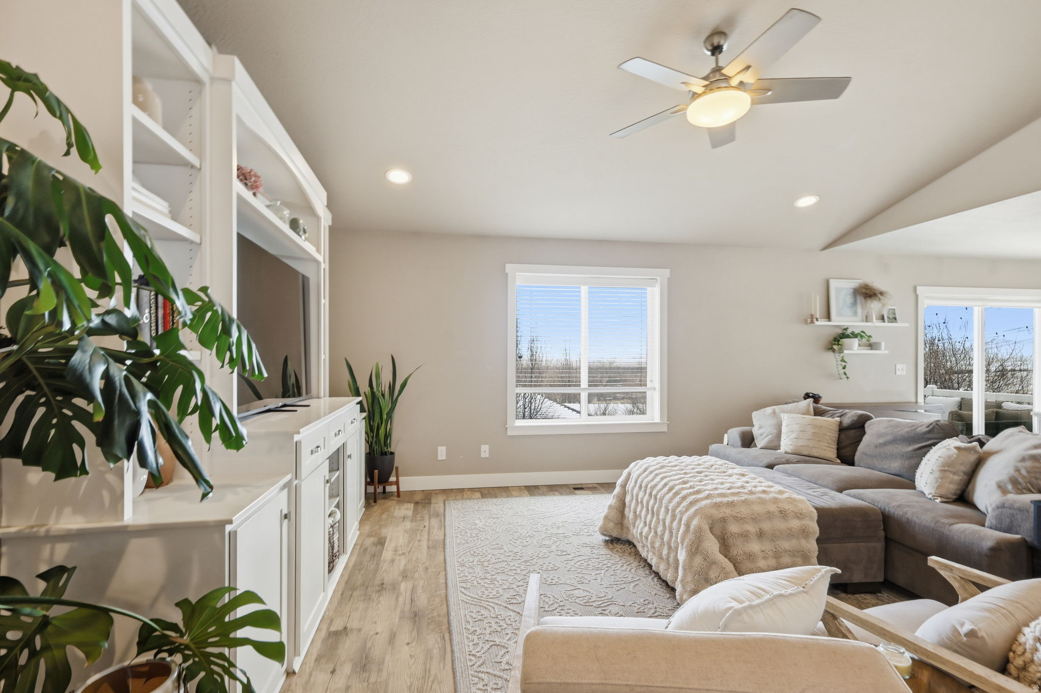 MOUNTAIN GATE SUBDIV - Residential