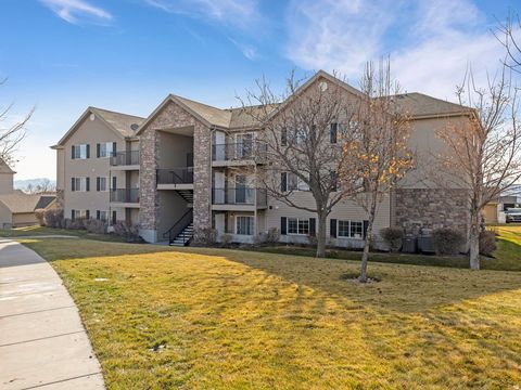 Photo of 1574 WESTBURY WAY #C, Lehi, UT 84043 (MLS # 2126987)