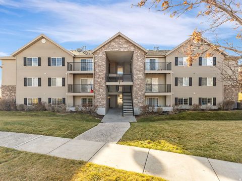 Tiny photo for 1574 WESTBURY WAY #C, Lehi, UT 84043 (MLS # 2126987)