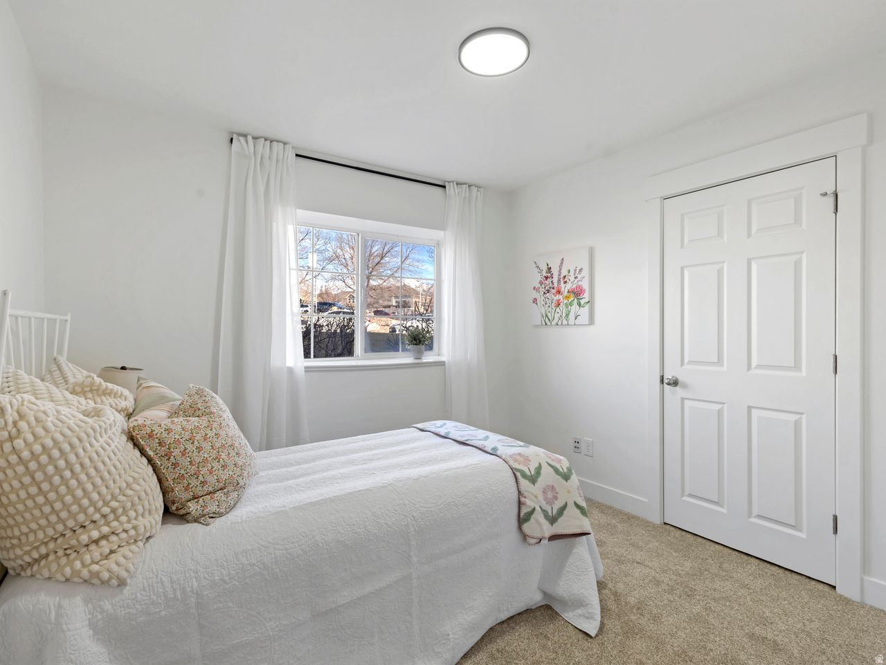 WESTBURY - Residential