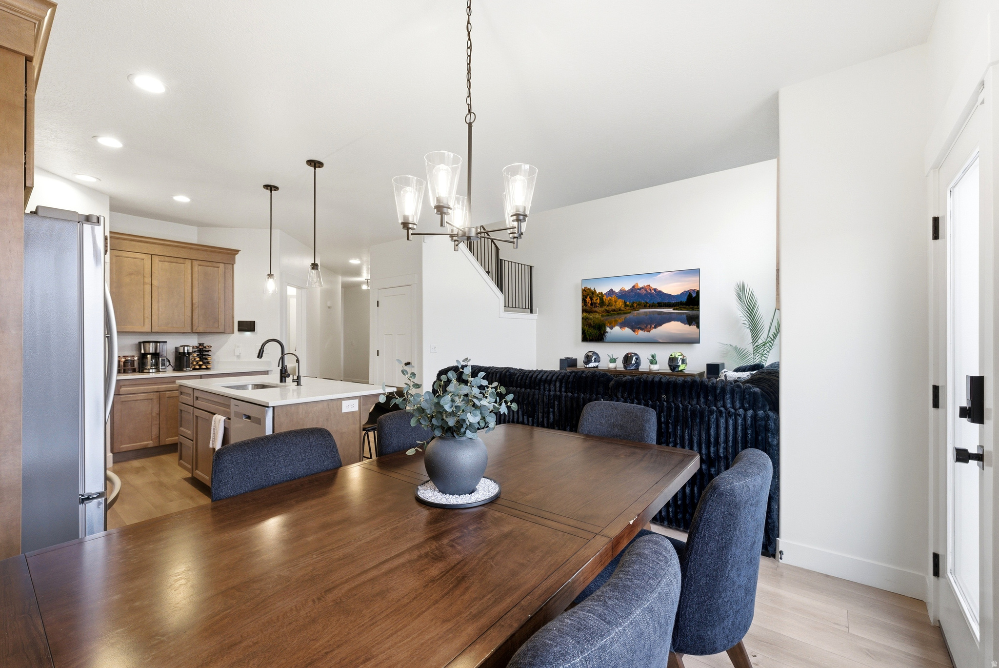 WILLOW POINT - Residential