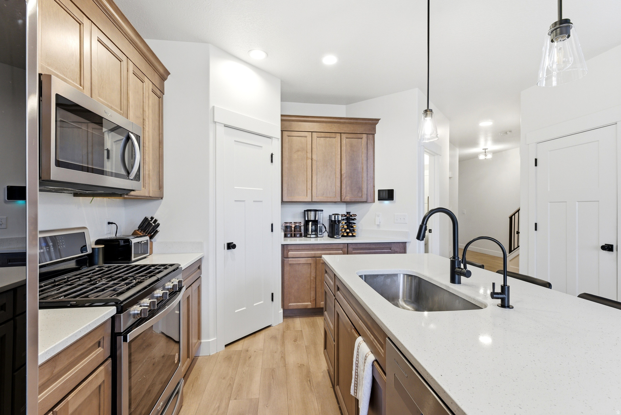 WILLOW POINT - Residential