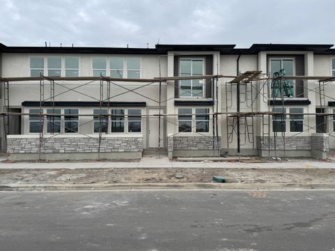 Photo of 743 S HARRISON DR #36, Springville, UT 84663 (MLS # 2135984)