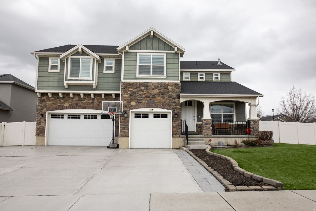 Photo of 8023 S PINEWOOD DR, Sandy, UT 84094 (MLS # 2141660)