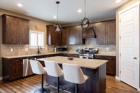 Tiny photo for 8023 S PINEWOOD DR, Sandy, UT 84094 (MLS # 2141660)