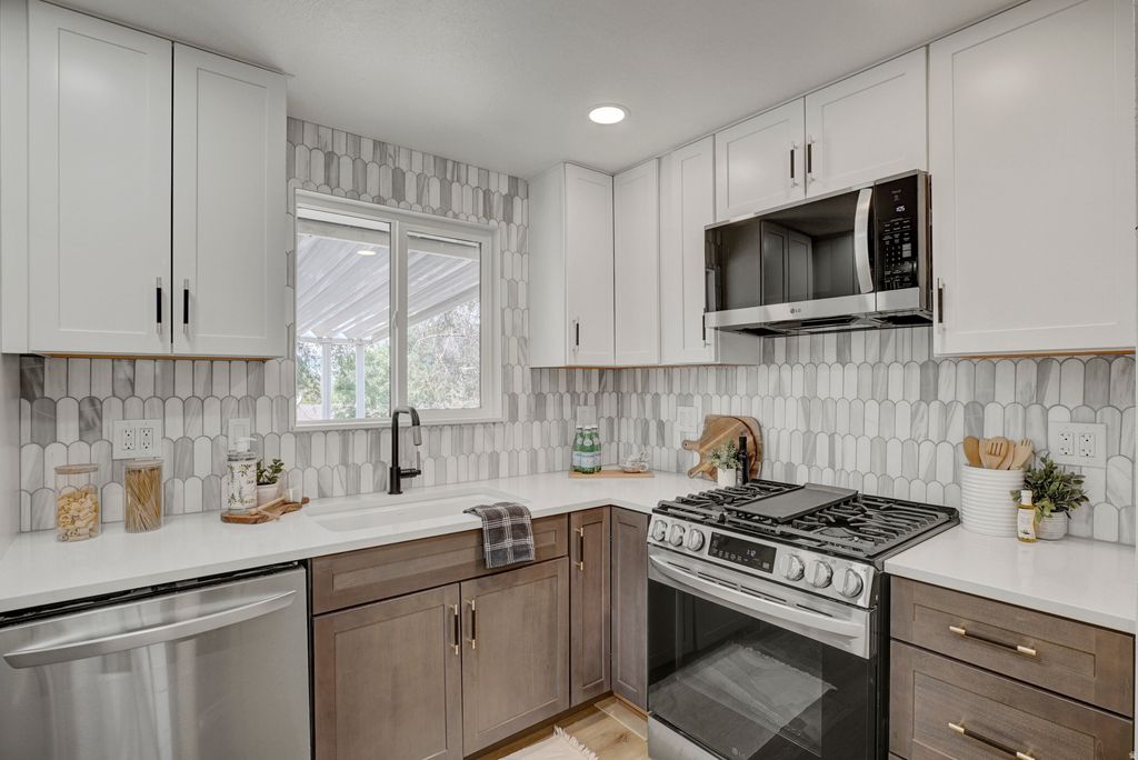 Photo of 9420 S STREATHAM RD, Sandy, UT 84070 (MLS # 2131726)