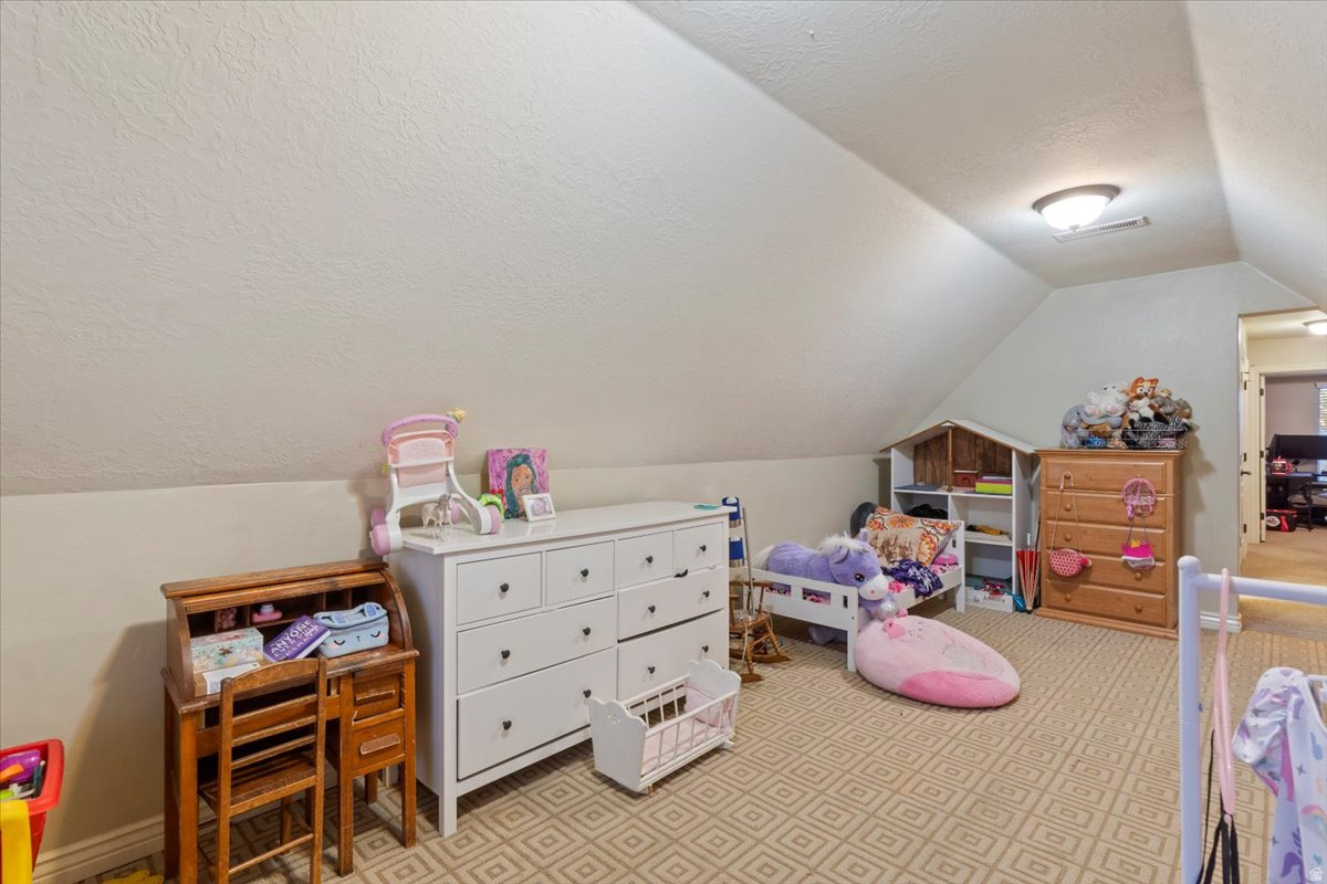 ADAMSWOOD LANDING - Residential