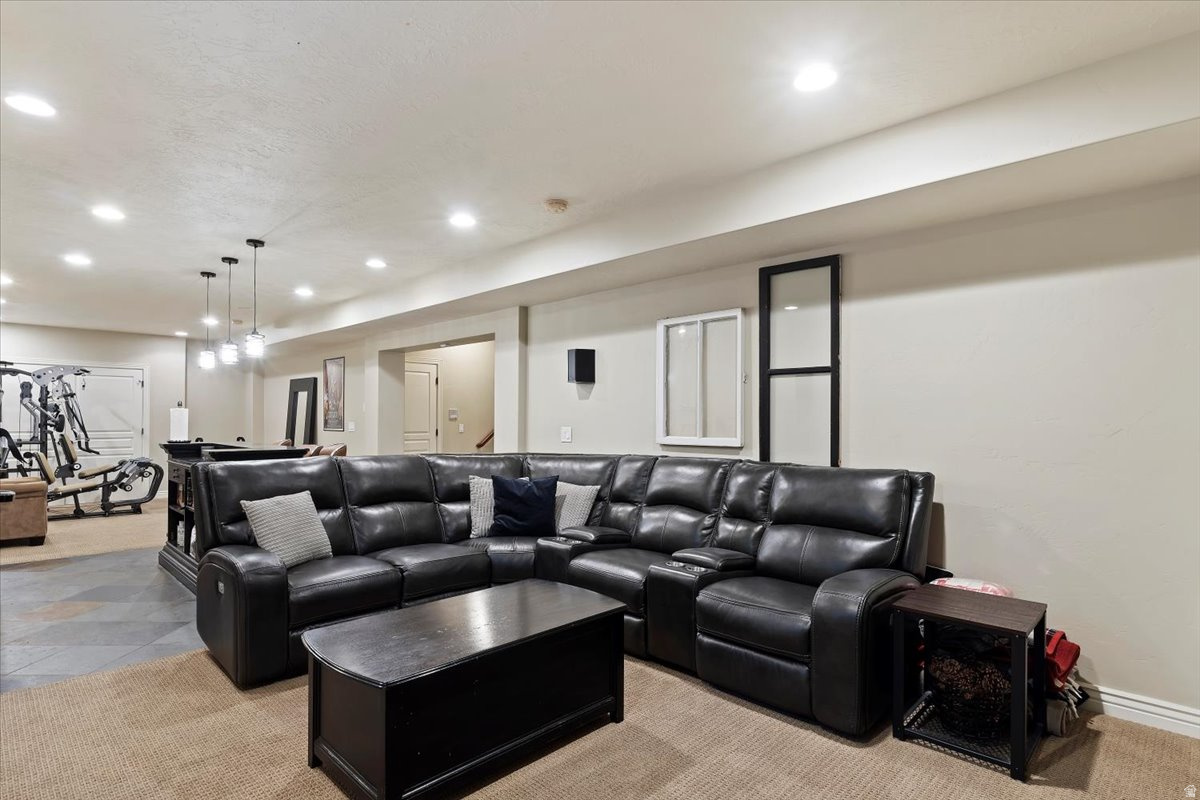 ADAMSWOOD LANDING - Residential