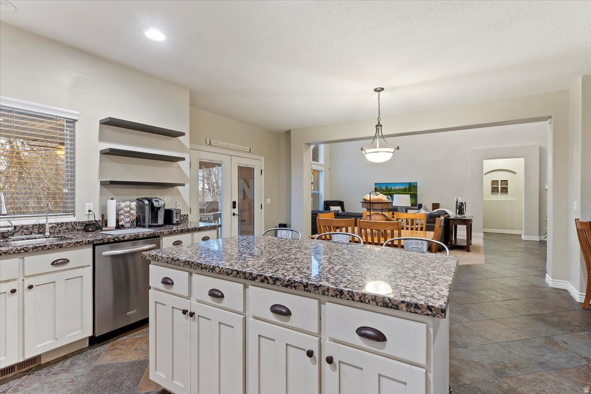 ADAMSWOOD LANDING - Residential