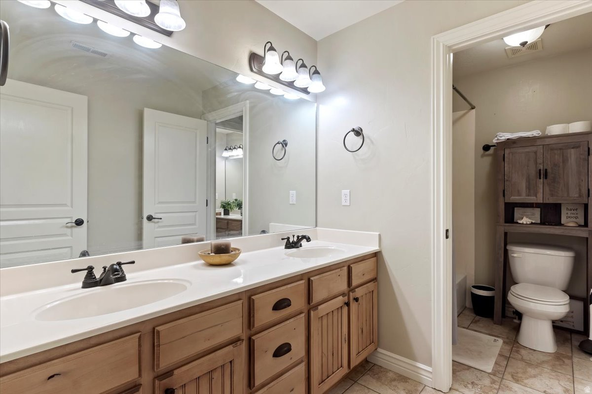 ADAMSWOOD LANDING - Residential