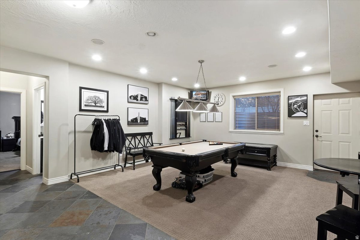 ADAMSWOOD LANDING - Residential