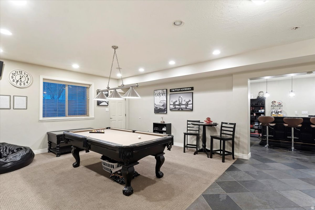 ADAMSWOOD LANDING - Residential