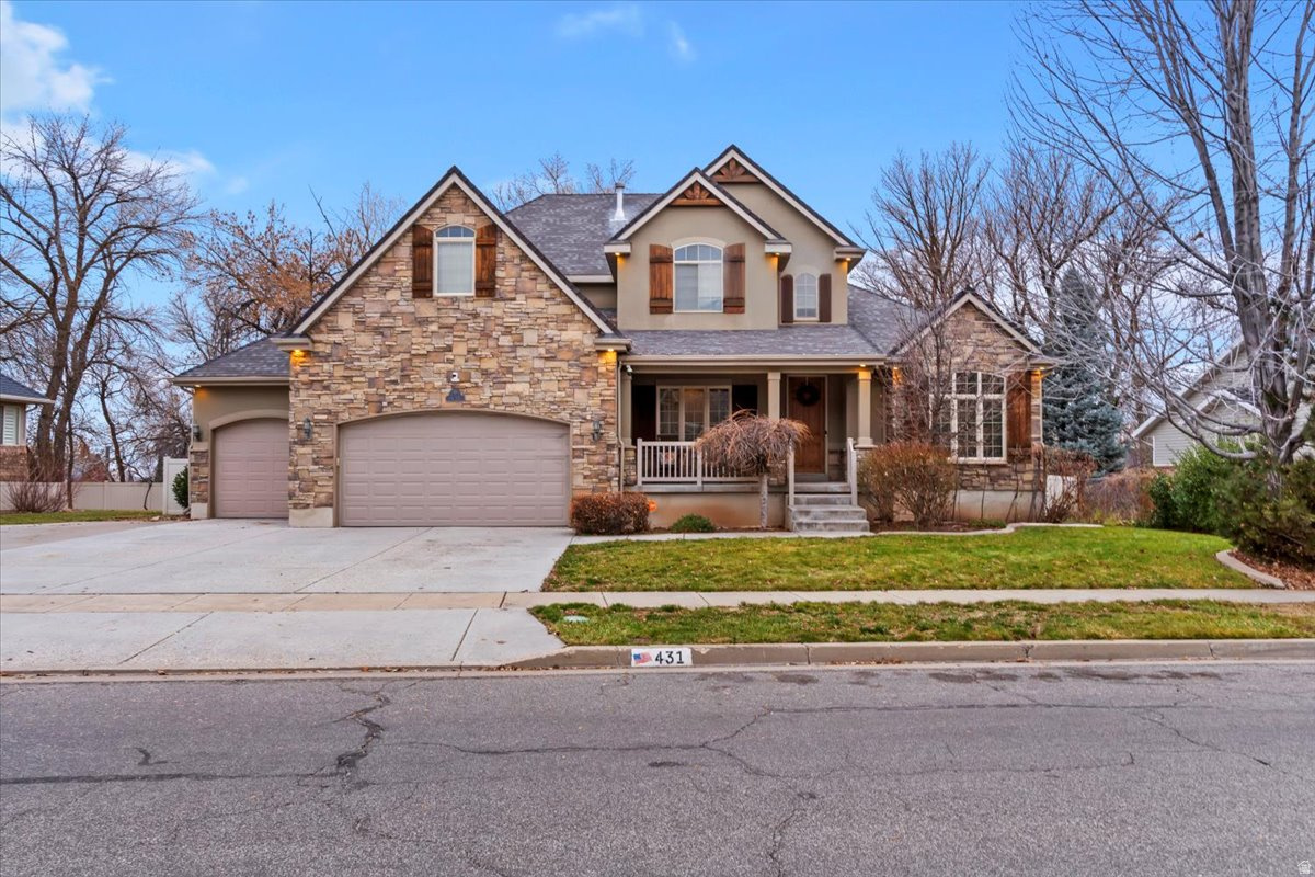 ADAMSWOOD LANDING - Residential