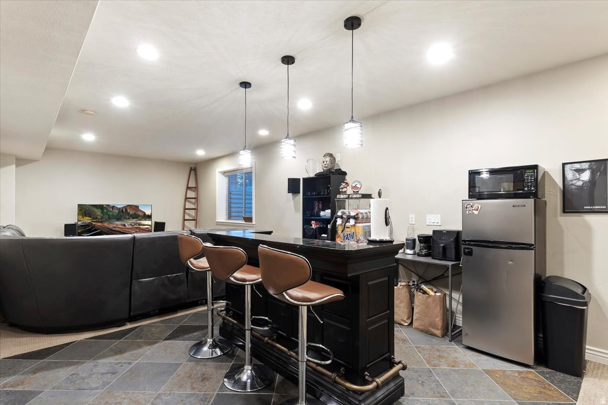 ADAMSWOOD LANDING - Residential