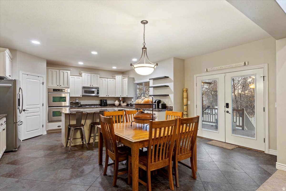 ADAMSWOOD LANDING - Residential