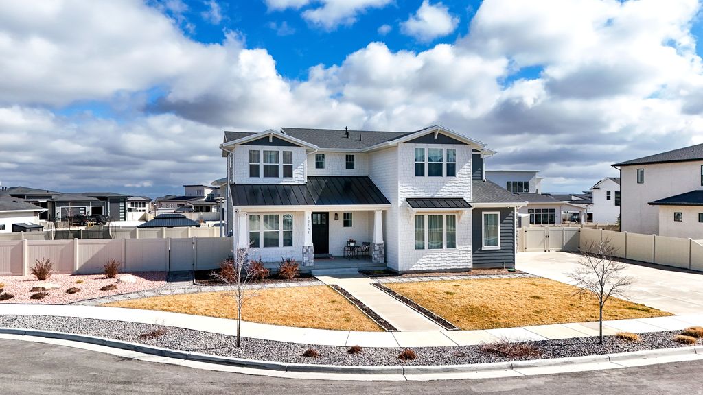 Photo of 12161 S JUNIPER FLAT CV W, Herriman, UT 84096 (MLS # 2142550)