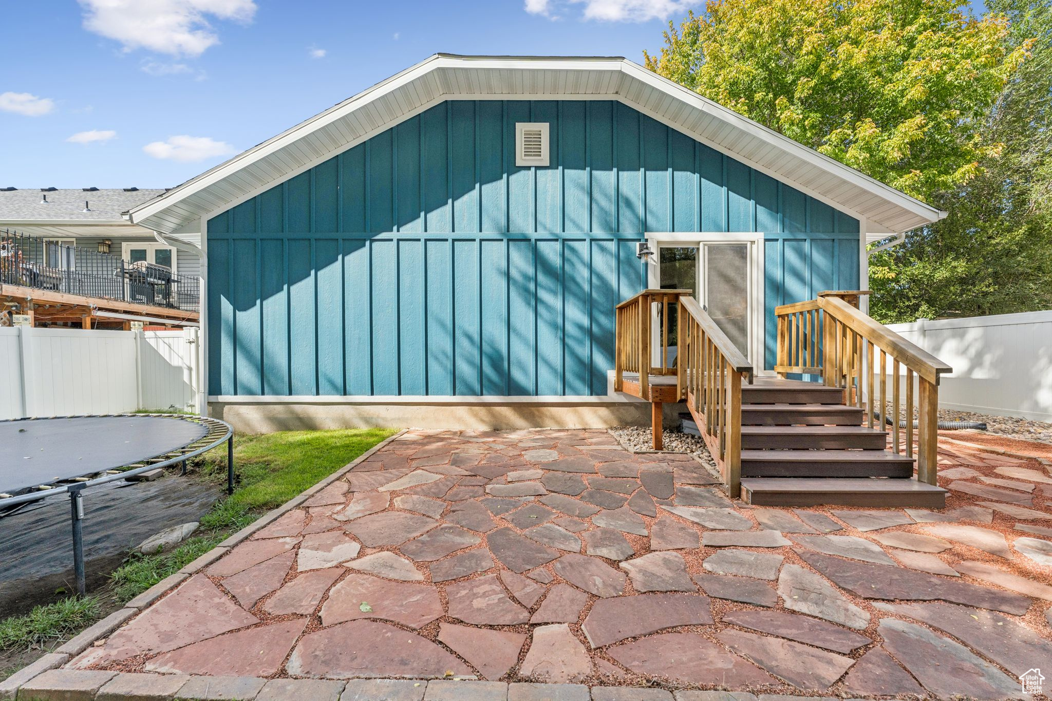 OAKRIDGE COUNTRYCLUB ESTATES - Residential