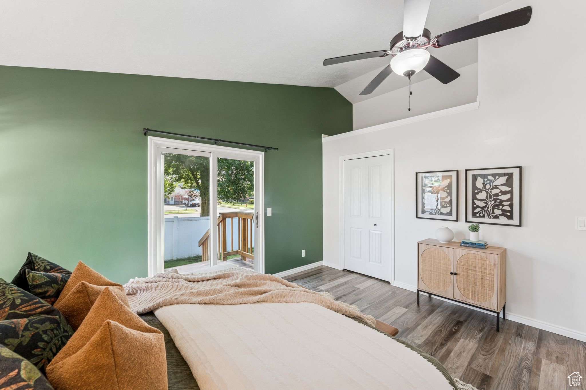 OAKRIDGE COUNTRYCLUB ESTATES - Residential