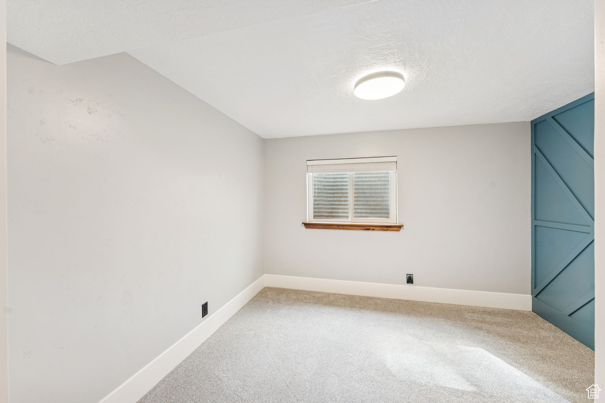 OAKRIDGE COUNTRYCLUB ESTATES - Residential