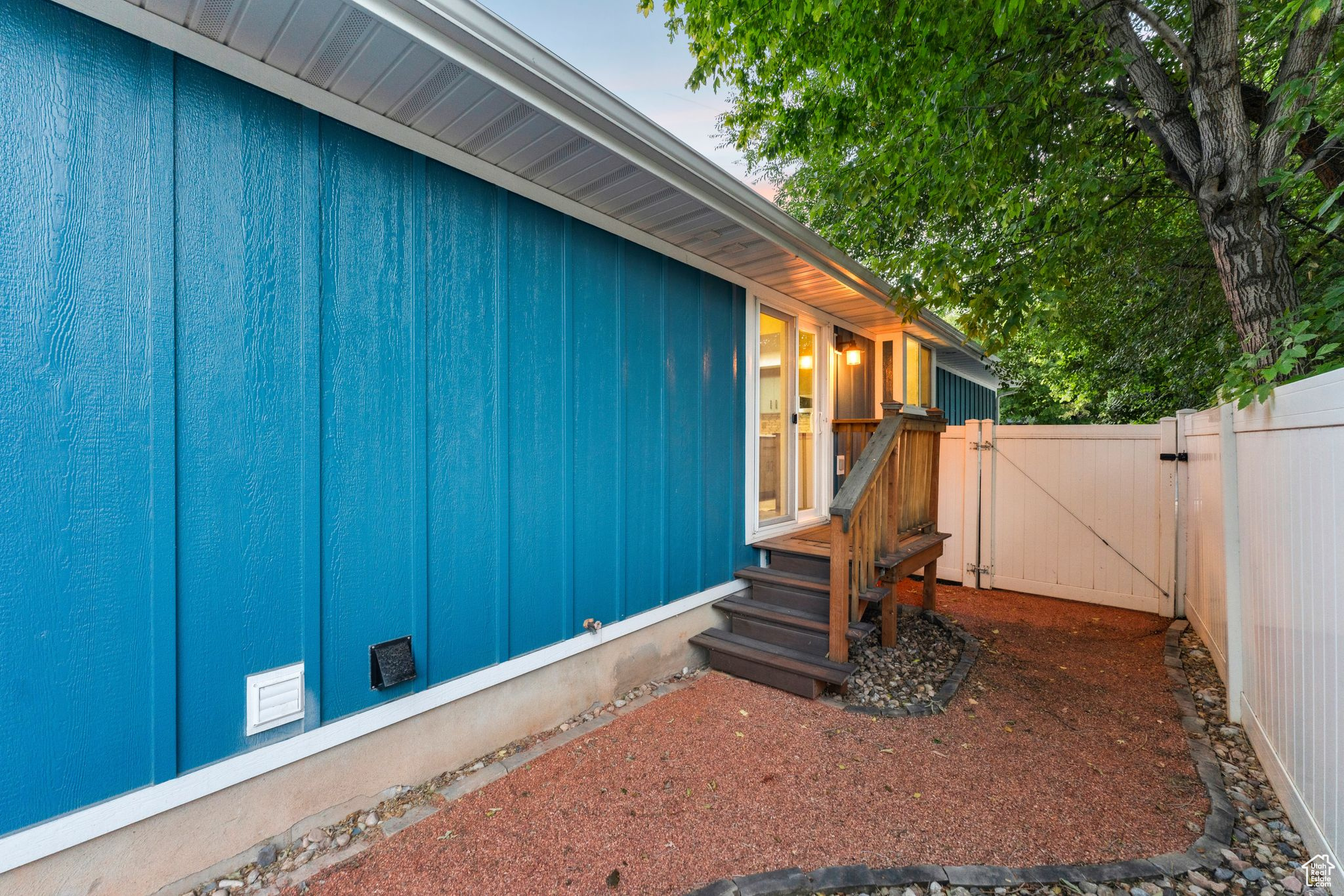 OAKRIDGE COUNTRYCLUB ESTATES - Residential