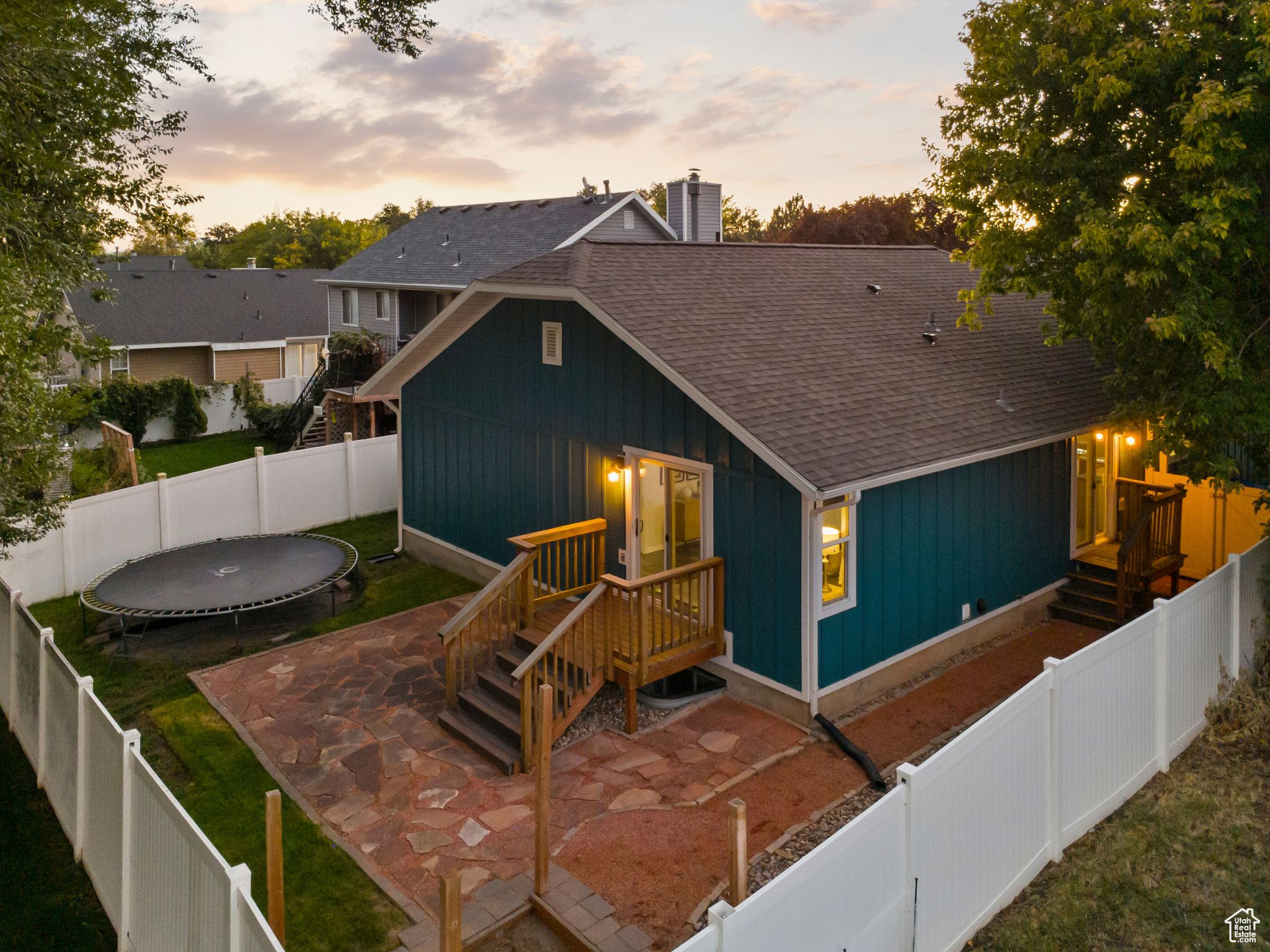 OAKRIDGE COUNTRYCLUB ESTATES - Residential