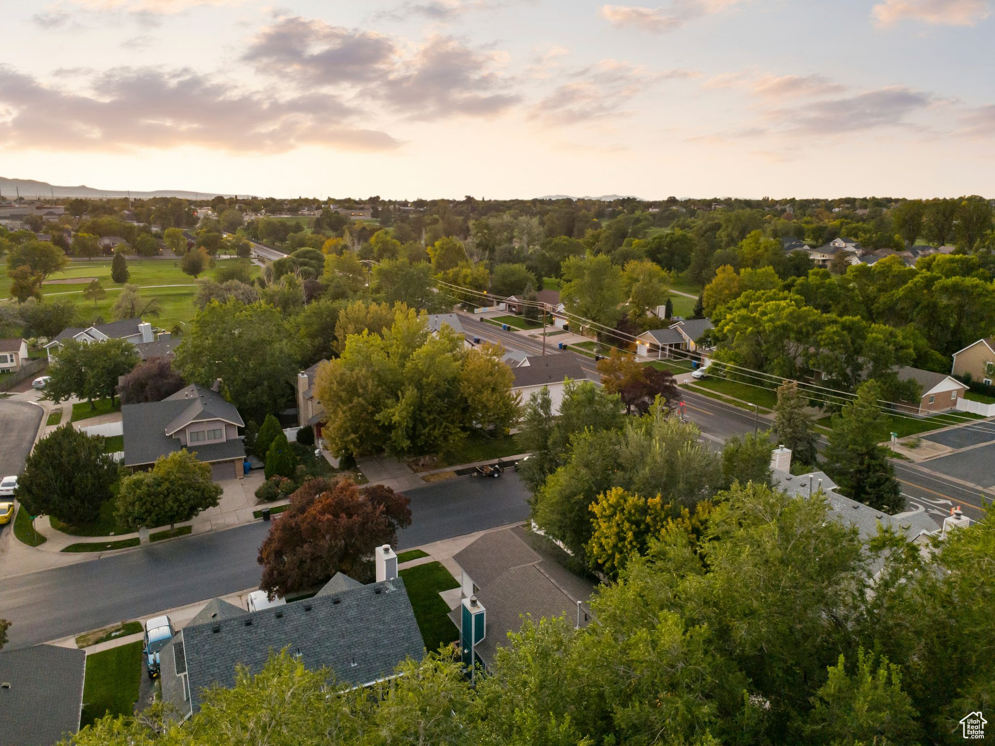 OAKRIDGE COUNTRYCLUB ESTATES - Residential