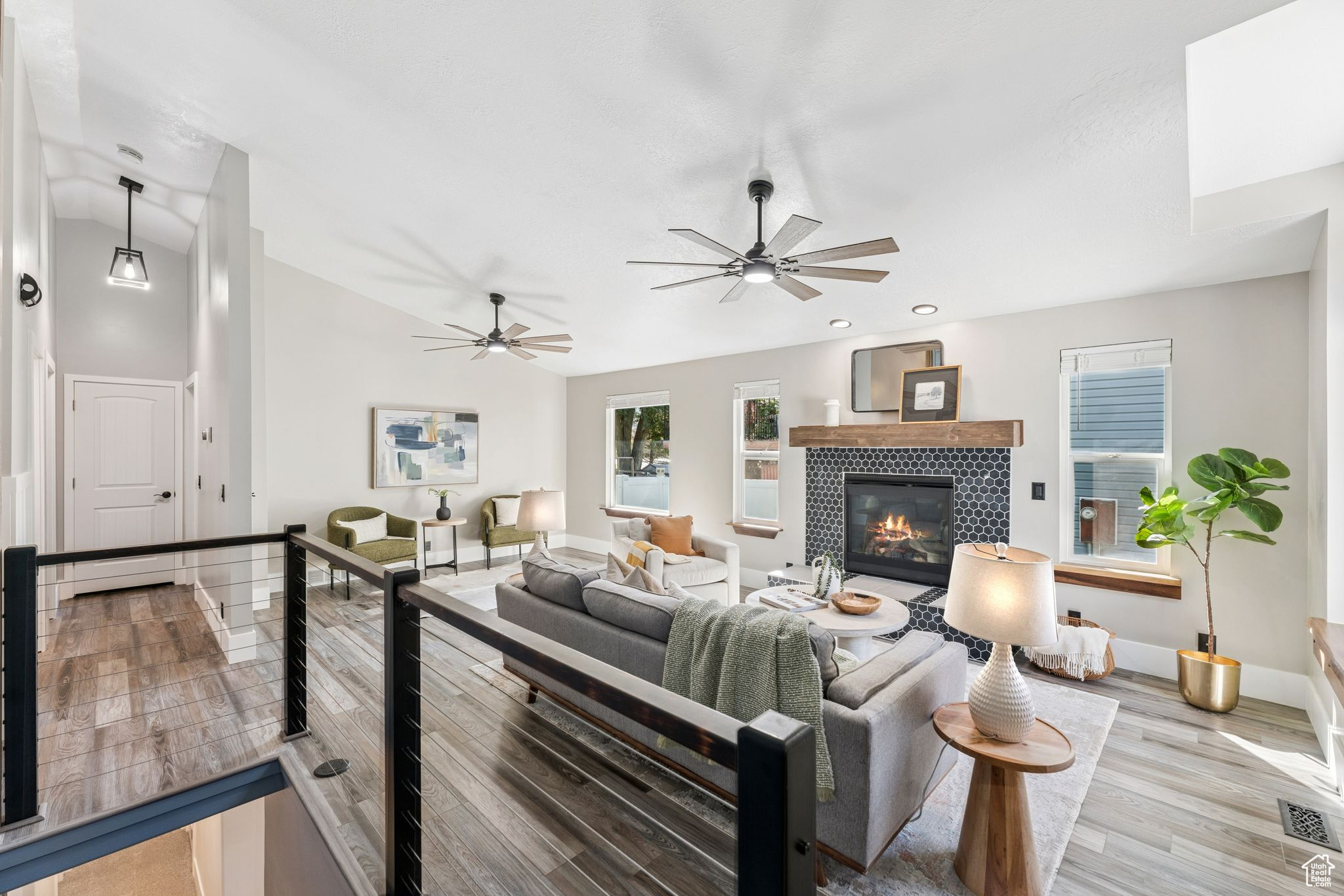 OAKRIDGE COUNTRYCLUB ESTATES - Residential