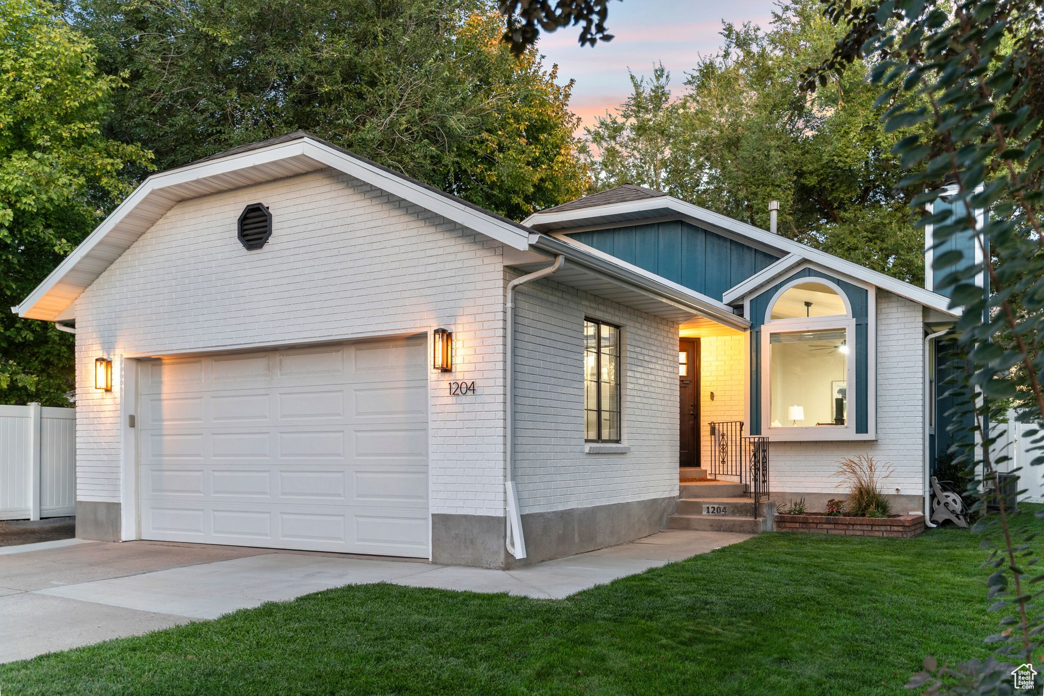 OAKRIDGE COUNTRYCLUB ESTATES - Residential